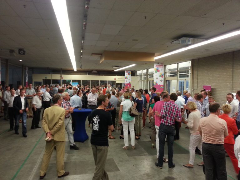 “Zoek contact, neem verantwoordelijkheid, maak het verschil”