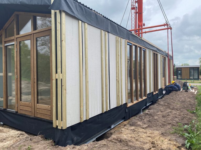 Eerste Uuthuuskes in gemeente Aalten geplaatst