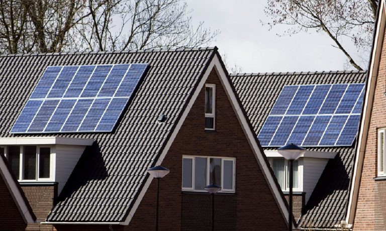 Luister aflevering 4 in ‘de AchterCast’: Slim bouwen met toekomst: hoe blijft wonen betaalbaar én herkenbaar?