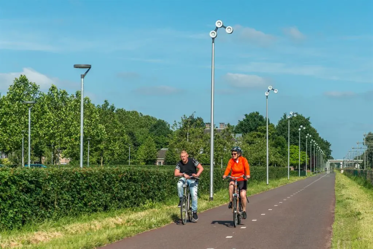 Subsidie voor onderzoek snelle fietsverbindingen met Duitsland