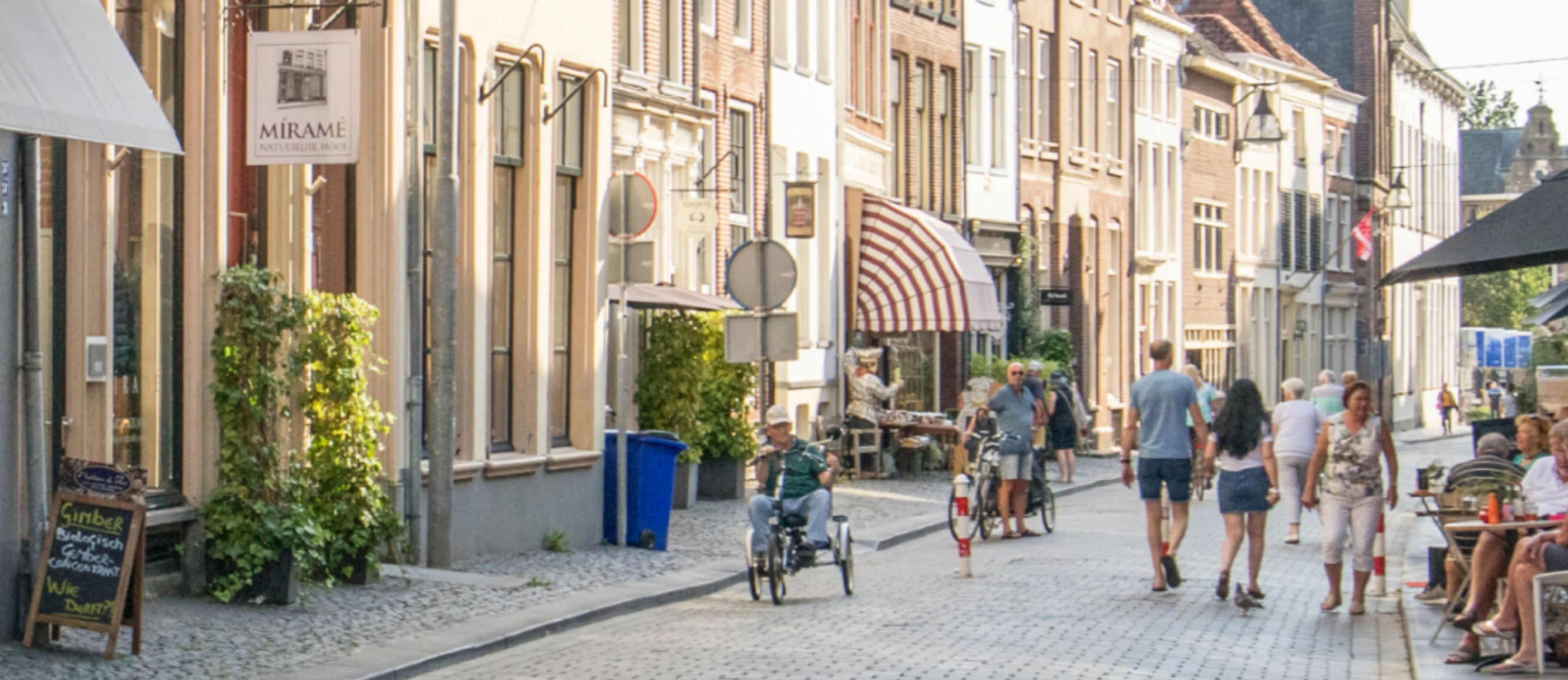 een winkelstraat